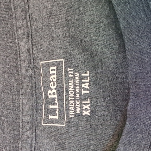 L.L. Bean Traditional Fit Gray Short Sleeve T Shirt - Picture 3 of 4